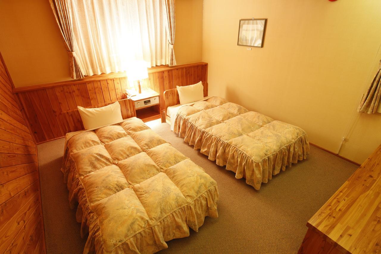 Log Hotel Larch Lake Kanayama Minamifurano Oda fotoğraf