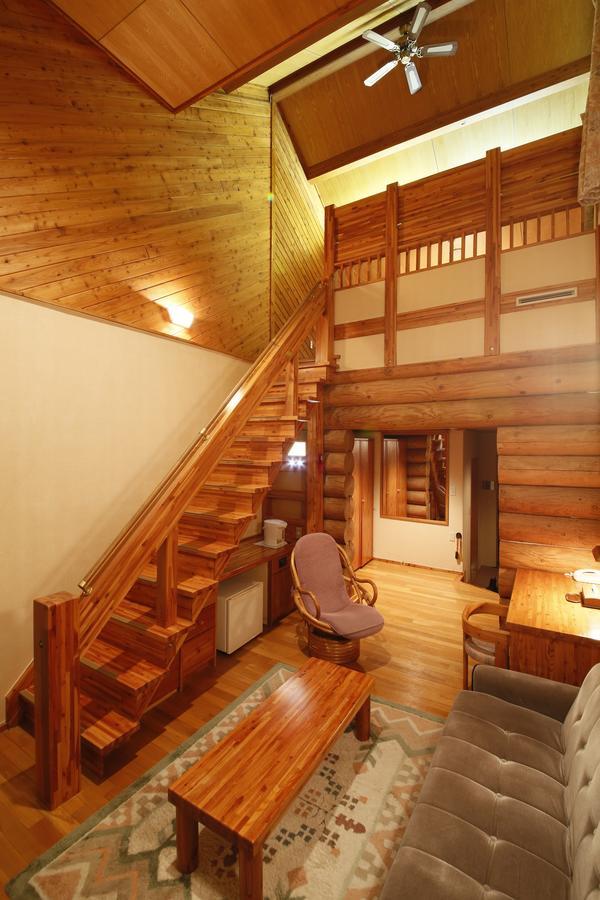 Log Hotel Larch Lake Kanayama Minamifurano Oda fotoğraf
